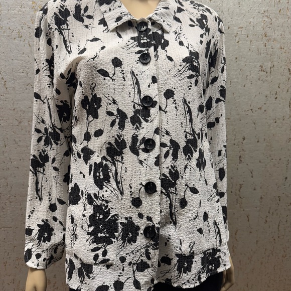 Habitat Clothes To Live In stylist lightweight jacket - Picture 2 of 16